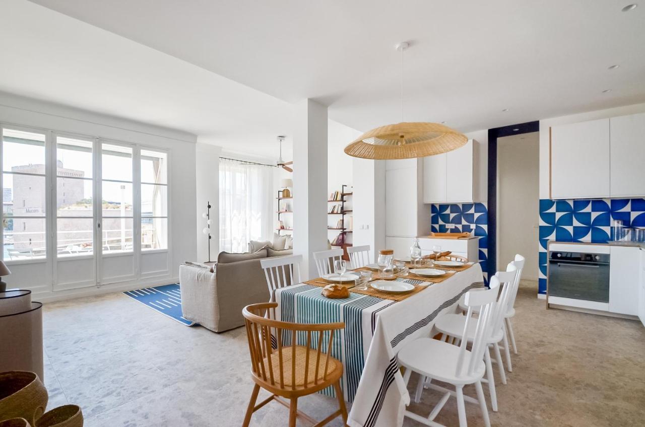 Massilia Blue - Grand Appartement Refait A Neuf Avec Vue Sur Le Vieux Port Marseille Luaran gambar